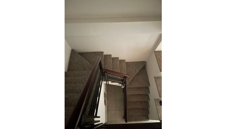Bán Nhà Lò Gốm, Phường 8, Quận 6. DT 32m2 x 2 tầng (3.2 x 10).
Giá 3.45 Tỷ TL.