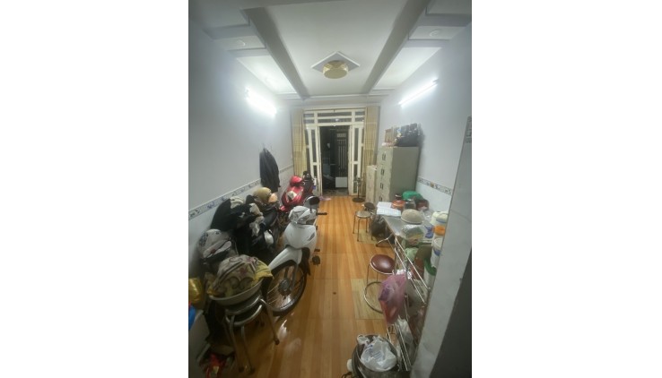 Bán Nhà Đường Số 4 khu Tên Lửa, An Lạc A, Bình Tân.DT 40m2 x 3 tầng (5.2 x 8 ). Giá 4.95 tỷ TL.