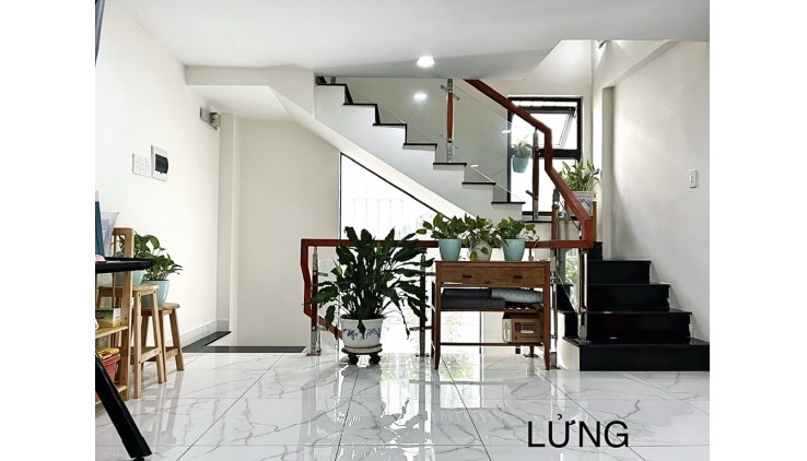 Bán Nhà Bùi Tư Toàn, An Lạc, Bình Tân. DT 51m2 x 5 tầng (4 x 13). Giá 8.25 tỷ TL.