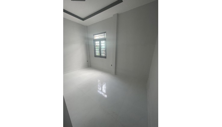 Bán Nhà Tỉnh Lộ 10, Phường Bình Trị Đông. Bình Tân.DT 40m2 x 2 tầng (4 x 10).Giá 2.95 tỷ TL.