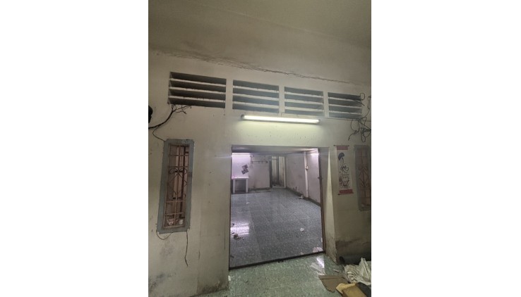 Bán Nhà Hậu Giang, Phường 6, Quận 6. DT 40m2 x 2 tầng (4.5 x 9). Giá 4.15 Tỷ TL.