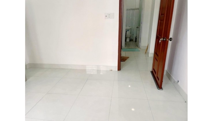 Bán Nhà Tên Lửa (số 1), Phường An Lạc, Bình Tân. DT 40m2 x 4 tầng (4 x 10). Giá 4.89 tỷ TL.