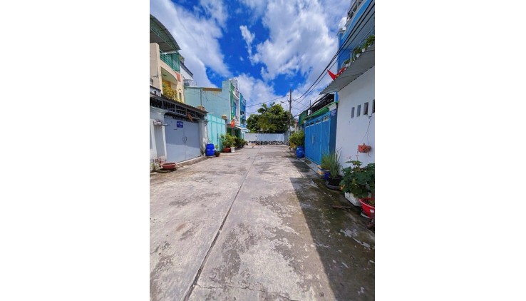 Bán Nhà Cư Xá Phú Lâm A, Phường 12, Quận 6. DT 30m2 x 3 tầng (3 x 10). Nhà mới . Giá 3.79 tỷ TL.