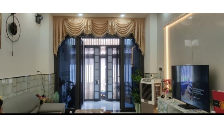 Bán nhà HXH Phạm Thế Hiển Q.8 - 60m2 - 4 tầng - Giá 6.5 Tỷ