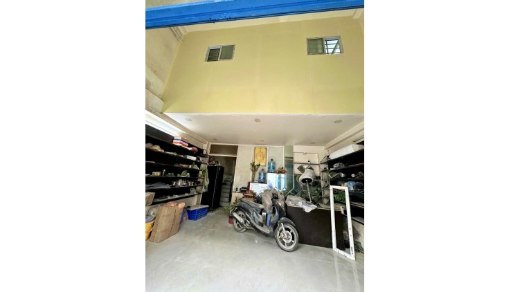Bán Nhà Đường Tỉnh Lộ 10, Bình Trị Đông B, Quận Bình Tân. DT 57m2 x 3 tầng (4 x 15). Giá 5.15 tỷ TL.
