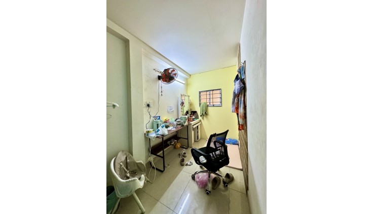 Bán Nhà Đường Tỉnh Lộ 10, Bình Trị Đông B, Quận Bình Tân. DT 57m2 x 3 tầng (4 x 15). Giá 5.15 tỷ TL.