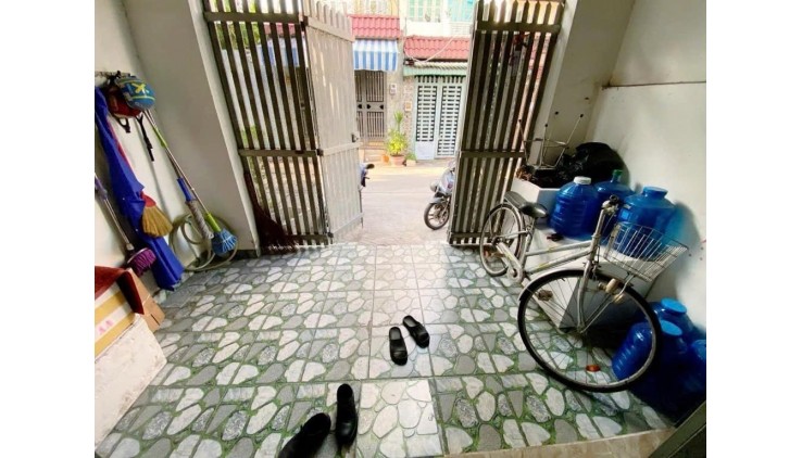 Bán Nhà Chiến Lược, Bình Trị Đông A, Bình Tân, 60TR/M2, Hẻm Xe Tải 8m Thông, Sát AEON MALL