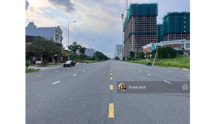 Chỉ 160tr/m2 sở hữu MT gần Tạ Hiện,Q.2-DT:8x20 (160m2)XD hầm 7 tầng