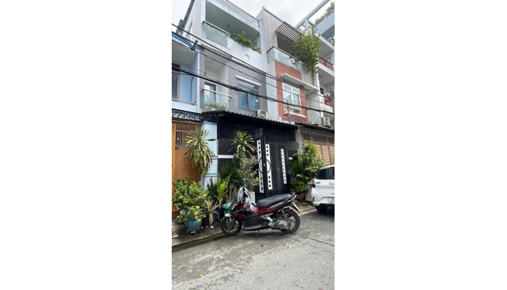 BÁN NHÀ - LÊ VĂN QUỚI - 3 TẦNG - HẺM XE TẢI - KHU AN NINH - DÂN TRÍ - NGANG HƠN 6M - NỞ HẬU - 03 TẦNG - GIÁ 7.×TỶ,