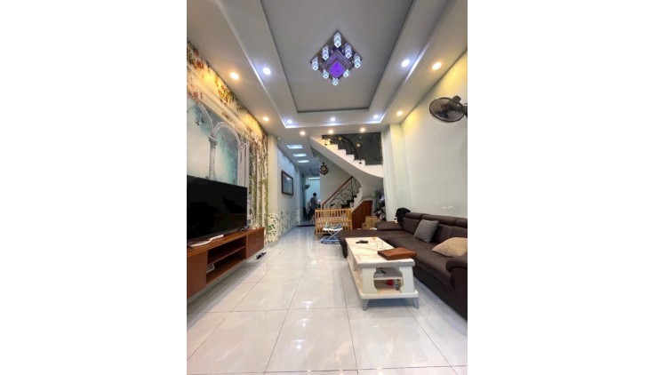 BÁN NHÀ - LÊ VĂN QUỚI - 3 TẦNG - HẺM XE TẢI - KHU AN NINH - DÂN TRÍ - NGANG HƠN 6M - NỞ HẬU - 03 TẦNG - GIÁ 7.×TỶ,