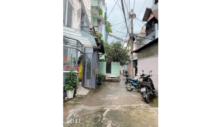 Giáp B.Thạnh, Bánnhà NguyênHồng P1 Gòvấp DTSD180m Lửng 2Lầu ST 4tỷ9