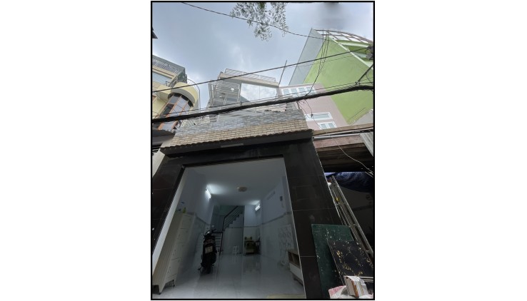 Sở hữu rẻ nhà đẹp 4 x 9m Bùi Thị Xuân trung tâm Quận 1 Thành Phố Sài Gòn.