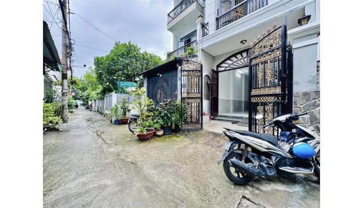 Bán gấp! Nhà Phố 4 Tầng, Lô góc 2 Mặt tiền 12m. Khu dân cư Thạnh Xuân 25, Quận 12.