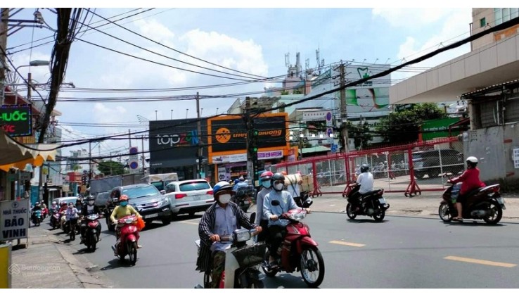 Cho thuê MTKD 330m² (Ngang 18m) Thoại Ngọc Hầu. Vị trí cực kỳ đắc địa.