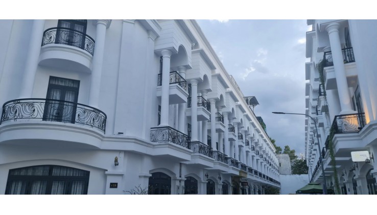 Bán Nhà Tây Ninh Gần Khu Du Lịch Núi Bà Đen - Đầu Tư Lợi Nhuận Cao!