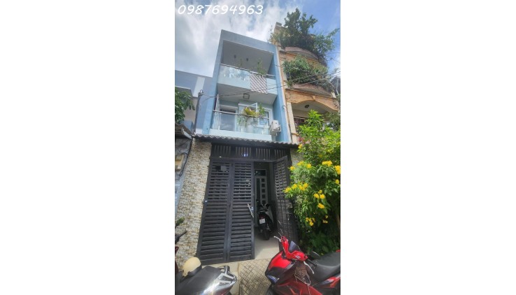 QUẬN 8, DƯƠNG BÁ TRẠC - NHÀ MỚI Ở NGAY - 3 TẦNG 3PN XE HƠI NGỦ TRONG NHÀ - 3.8x20M SỔ A4