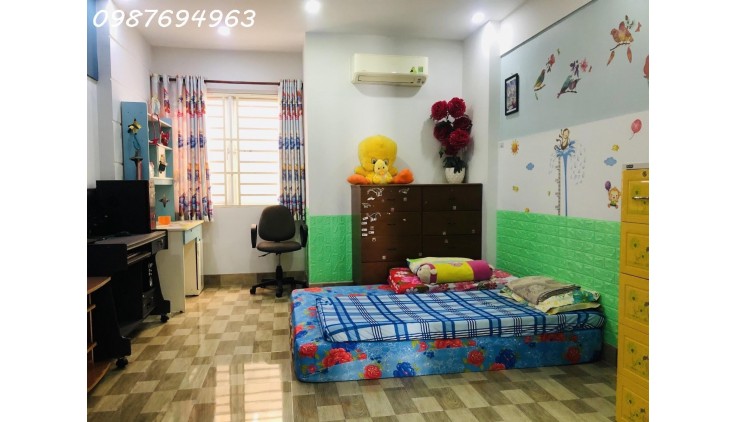 QUẬN 8, DƯƠNG BÁ TRẠC - NHÀ MỚI Ở NGAY - 3 TẦNG 3PN XE HƠI NGỦ TRONG NHÀ - 3.8x20M SỔ A4