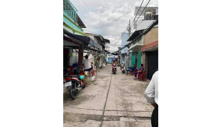 Bán Nhà Ngay Kinh Dương Vương, Bình Tân, 40m2, Không Lộ Giới, Nhà Mới Sạch Sẽ, 3.15Tỷ TL