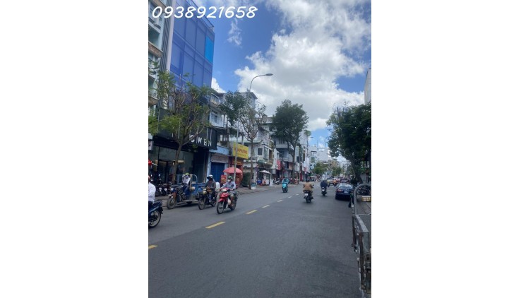 ++ Bán Gấp Nhà Mặt Tiền Trần Hưng Đạo Ngay Quận1, 800m đến Chợ Bến Thành
