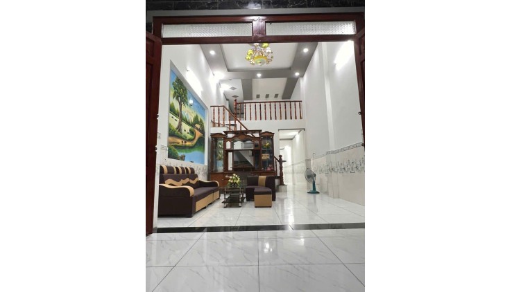 Chính chủ cần cho thuê Căn hộ 80m2 nội thất đầy đủ, trong khu Villa An Phú Đông đường APĐ 03, Q12 ven sông Sài Gòn.