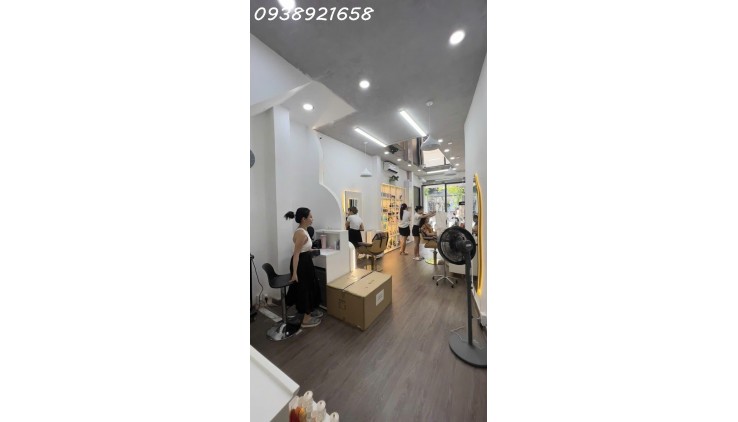 *Quận 3-Bán Nhà Mặt Tiền Kinh Doanh Nguyễn Đình Chiểu 3Tầng 45m2,HĐT 28Tr/Th