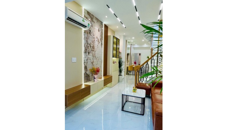TặngFull NT, NhàBán NguyễnTháiSơn P5 GòVấp 50m trệt lầu 3Ngủ 3WC 6tỷ3