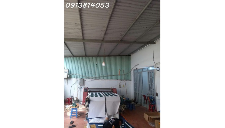 Bán nhà xưởng cấp 4 đường Tỉnh Lộ 43, P.Bình Chiểu, Thủ Đức. DT 200m2, giá chỉ 7,2 tỷ