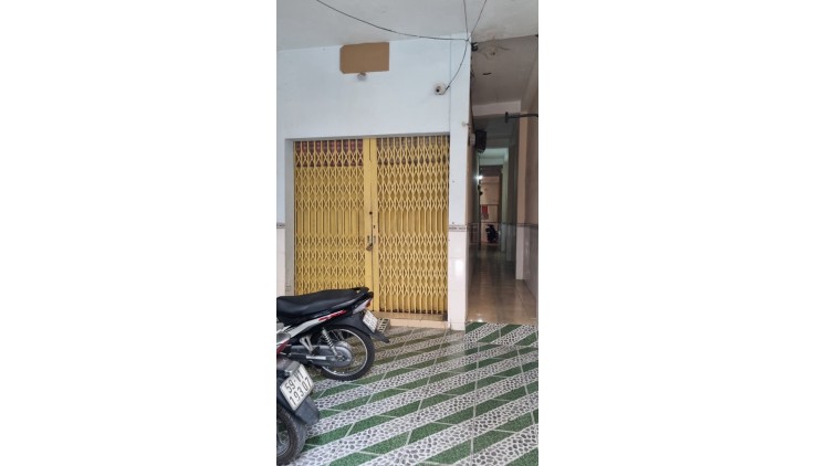 GẤP LẮM RỒI - NGÃ TƯ BỐN XÃ ĐƯỜNG XE TẢI VI VU - NGAY MẶT TIỀN NỘI BỘ KHU PHÂN LÔ VIP - 7 PHÒNG TRỌ THU NHẬP GẦN 20TR/ THÁNG - GIÁ CHỈ NHỈNH 5 TỶ CÒN