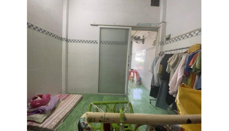 Bán nhà Đông Hưng Thuận 12, Đông Hưng Thuận, Q12, 22m2 (3 x 7) x 2 tầng, Chỉ 2.2 Tỷ TL