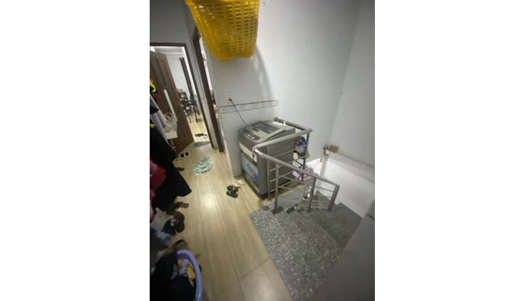 NHANH MỚI KỊP - LÊ TRỌNG TẤN - TÂN PHÚ - 2 TẦNG - HẺM XE HƠI THÔNG - CÁCH MT 10M - 62M2