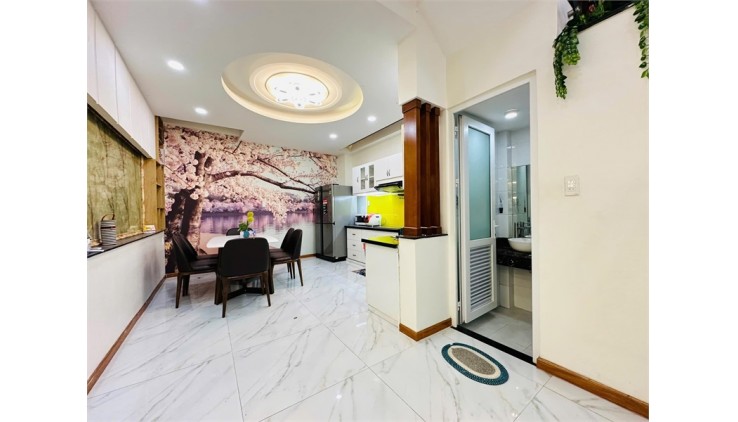 Nhà 4 tầng tặng nội thất, DT 4.3x14m,  Khu Phân Lô VIP  Phạm Văn Chiêu, P.14, Gò Vấp