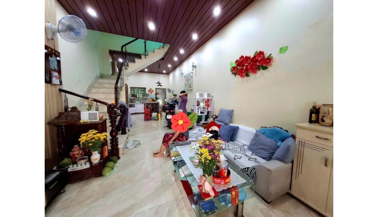 [TÂN BÌNH] HIẾM CÓ KHÓ TÌM, NHÀ HAI MẶT TIỀN KINH DOANH ĐỈNH CHỢ HOÀNG HOA THÁM P.13 TÂN BÌNH, ĐƯỜNG 8M, 50M2 3 TẦNG MỚI ĐẸP, VUÔNG ĐÉT , KHÔNG QUY