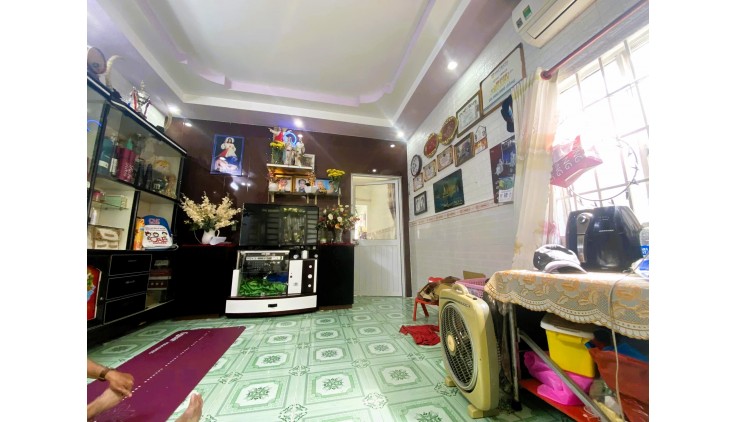 Bán nhà 1T1L 3PN 4*13m đường 5 Linh Trung