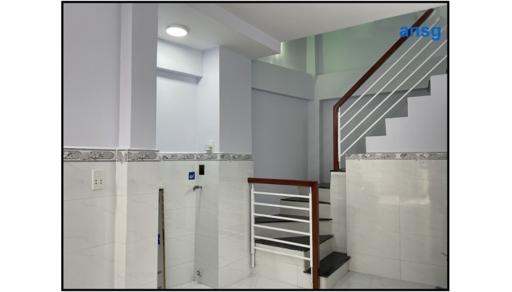 Sở hữu rẻ nhà đẹp 4 x 9m Bùi Thị Xuân trung tâm Quận 1 Thành Phố Sài Gòn.