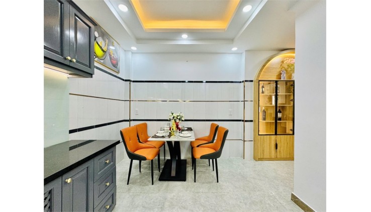 Ngay chợ An Nhơn, Đ. Số 30, Phường 6, Gò Vấp. Nhà 4 Tầng full nội thất, chỉ 6.05 tỷ