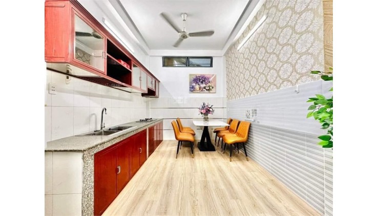 Nhà 3 Tầng full nội thất, Gần chợ Hạnh Thông Tây, Quang Trung, Phường 8, Gò Vấp, chỉ 4.2 tỷ