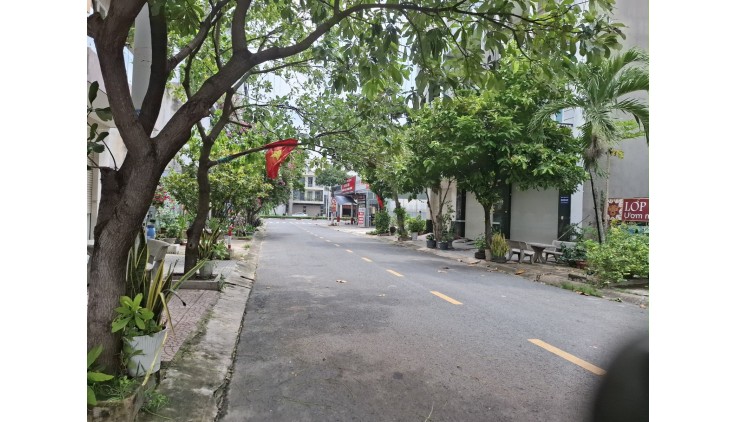 Chỉ 3tỷ5 nhà: Linh Xuân, TP.Thủ Đức. 46m2, 4,6mx10m.