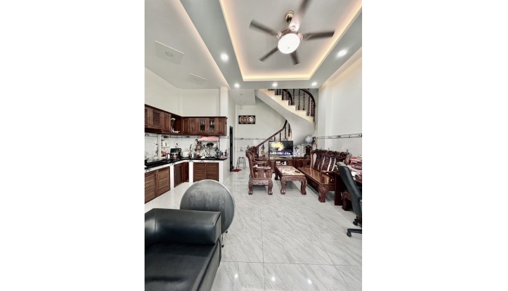 NhàBán 1/ 15m ra MT LêĐứcThọ P17 GòVấp Ngang5.5m  4tầng 50m Chỉ5tỷ5 TL