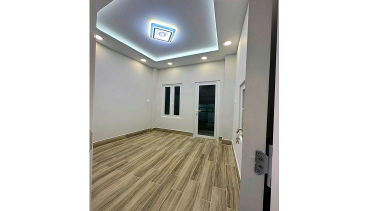 *5TỶ150TR, Bán Nhà HXH Mới Đẹp-1 Căn Ra MT Chợ Thiếc ,2 Mặt hẻm , 3Tầng 4Pn