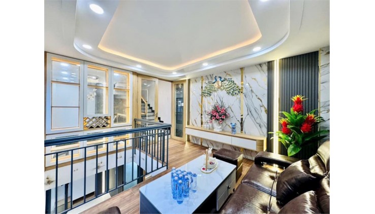 Nhà mới xây 4 tầng tặng nội thất. Đường Số 51, phường 14, Gò Vấp