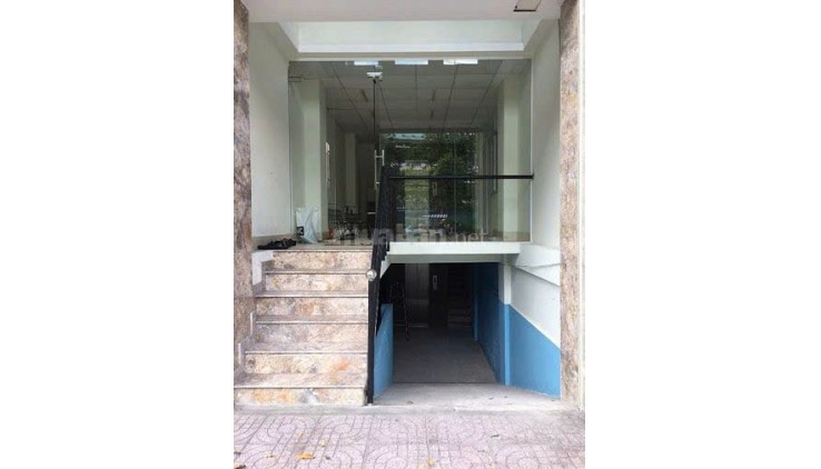 CHO THUÊ TÒA NHÀ 7 TẦNG NGAY NGÃ 6 DÂN CHỦ QUẬN 3, GIÁ LÀ 70 TRIỆU/THÁNG