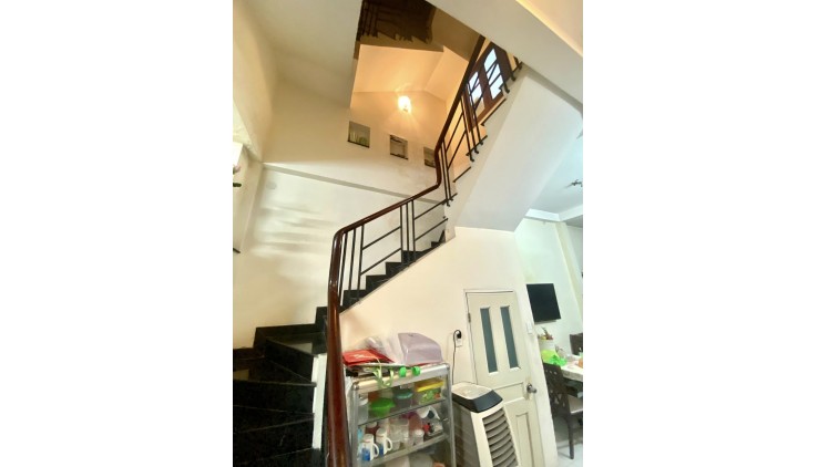 Bán nhà Hẻm 8m Nguyễn Văn Đậu - Lê Quang Định, 8.4x22m, 4 Tầng - 16PN, 22 tỷ