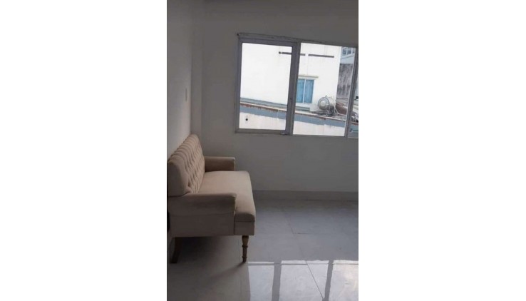 Bán nhà Hẻm C9 Phạm Hùng  kế bên Quận 8, liên hệ 0934933978