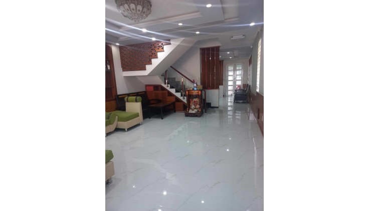 Cho thuê nhà góc 7x20, Khu 6b intresco, đường 16m, ngay trường BVIS, liên hệ 0934933978
