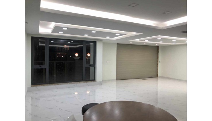 Cho thuê nhà mặt tiền phạm hùng, 10x25, 3 lầu , có hầm , thang máy, nhà mới, giá thuê 80 triệu, liên hệ 0934933978
