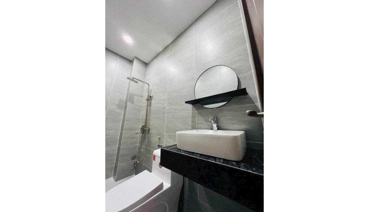 Giảm 500 triệu bán nhanh 
BÁN NHÀ  MỚI HẺM 118 NGUYỄN THỊ THẬP 
GẦN CHỢ TÂN MỸ Q.7, liên hệ 0914864379