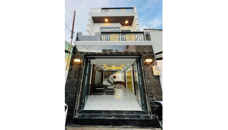 Bán nhà Đại Phúc, Đường số 6, có hầm, thang máy, giá 14.5 tỷ