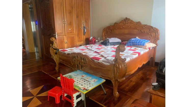Bán nhà Đại Phúc, Đường số 6, có hầm, thang máy, giá 14.5 tỷ, liên hệ 0914864379