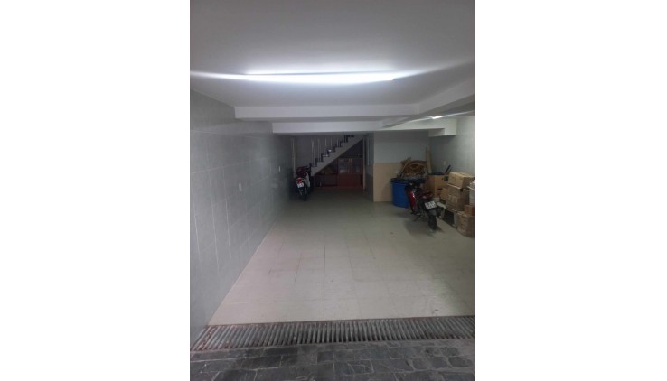 Cho thuê nhà góc 7x20, Khu 6b intresco, đường 16m, ngay trường BVIS, liên hệ 0934933978