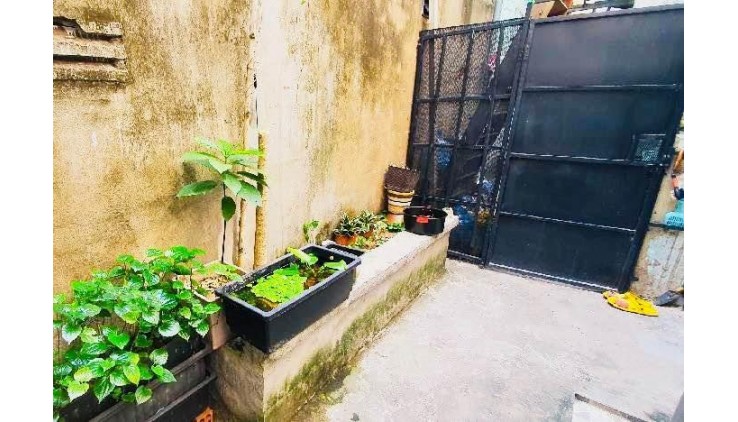 NGAY CHỢ SƠN KỲ - HẺM XE HƠI - SẴN DÒNG TIỀN- 70M2 GIÁ 5 TỶ NHỈNH XÍU TL